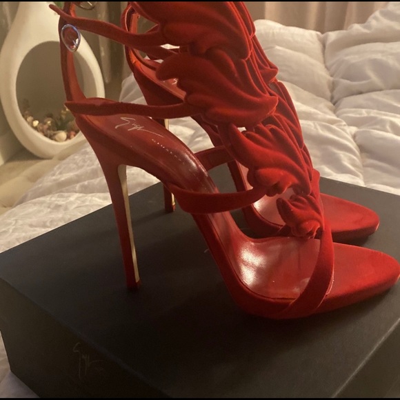 Giuseppe Zanotti heels - Picture 3 of 6